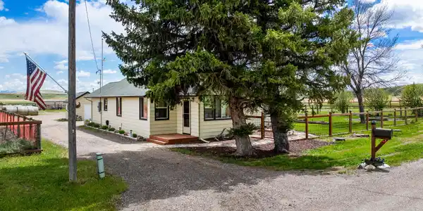81 Eaton Avenue