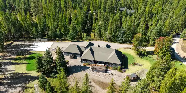 379 Lake Loop Drive