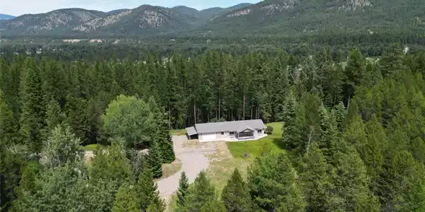77 Horizon Drive