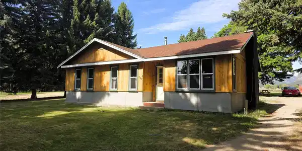 430 W River Road