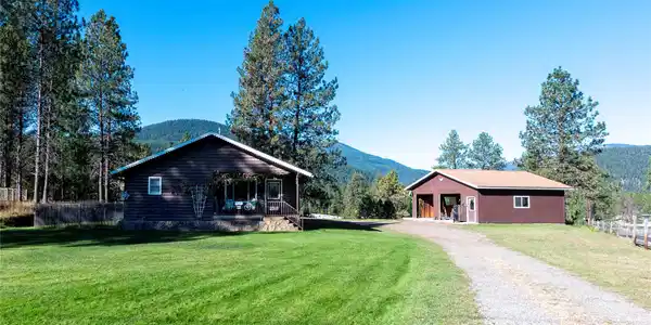 2315 Kootenai River Road