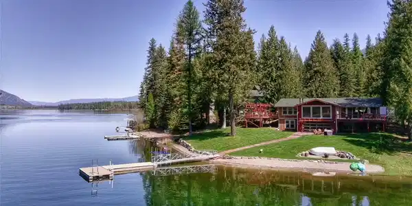 658 Halo Drive