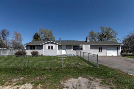 3412 Helena Drive