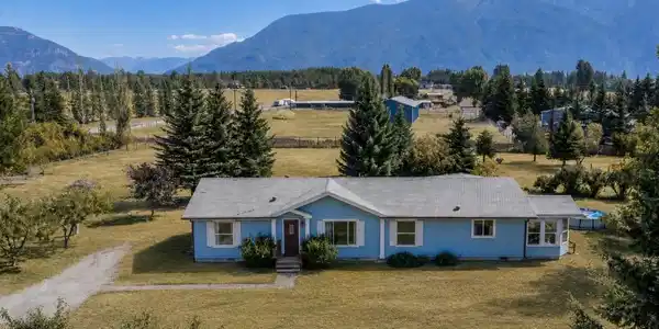 59 Kokanee Bend Drive