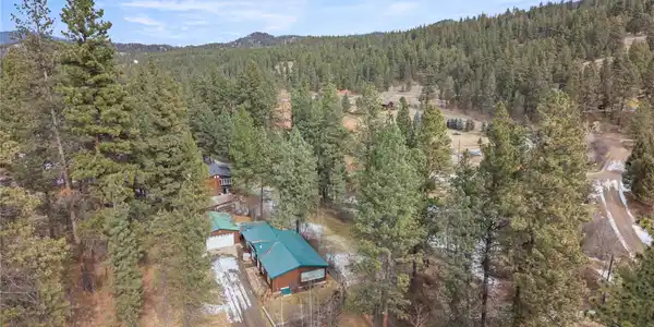 53 Woodland Park Loop