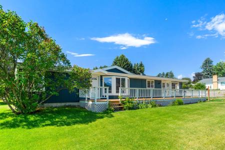 119 Lake Hills Court