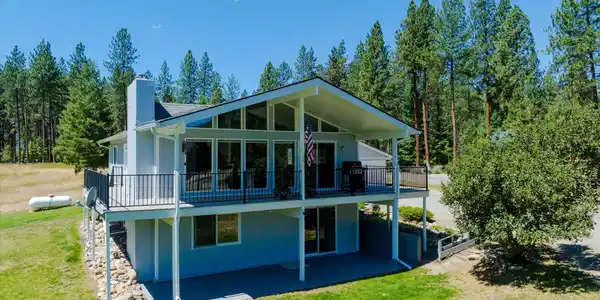 79 Manor Drive