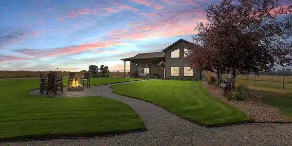 100 Downwind Drive