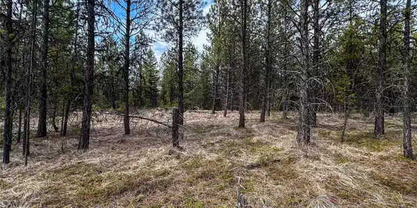 Lot 10 ACM Road N