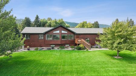 15 Stonecrest Drive