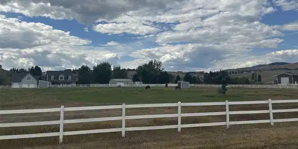 10019 Equestrian Way