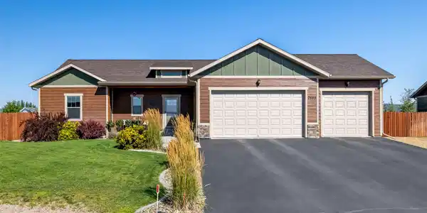 7655 Kingpost Loop