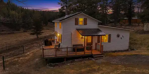 3183 Meadow Creek Road