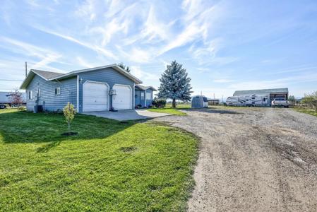 3120 Baldy Drive
