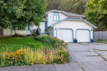 2231 Greenough Court