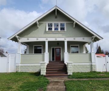 118 E Lincoln Boulevard