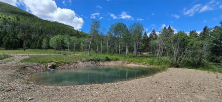 8 Tract, Hall Creek