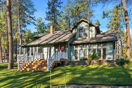 120 E Bluegrass Drive