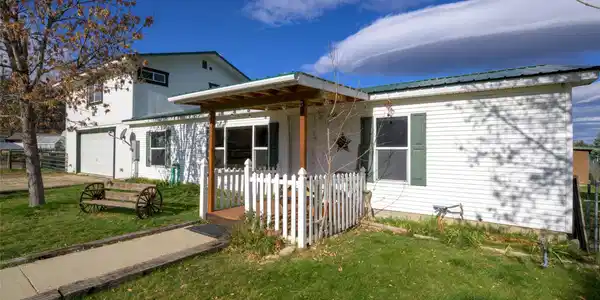 106 Hale Avenue