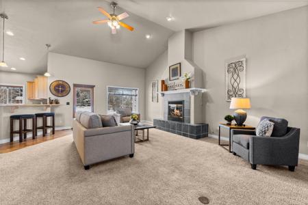 170 E Bowman Drive
