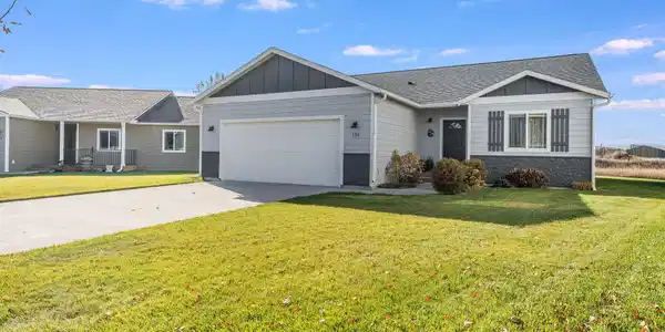 136 Weimar Way