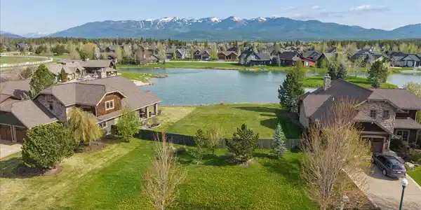 4316 Voyager Drive