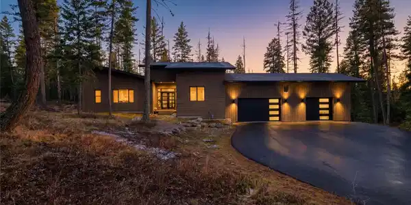 172 Meadow View Court