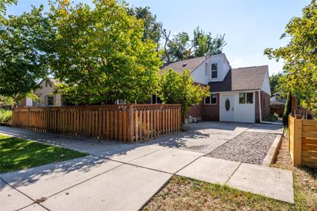 1733 S 11th Street W