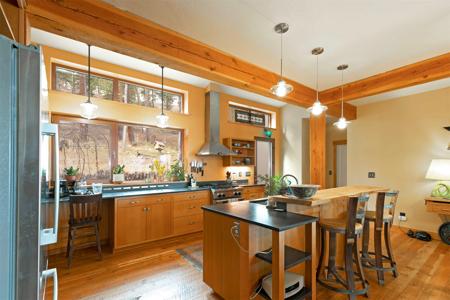 10573 Horseback Ridge Road