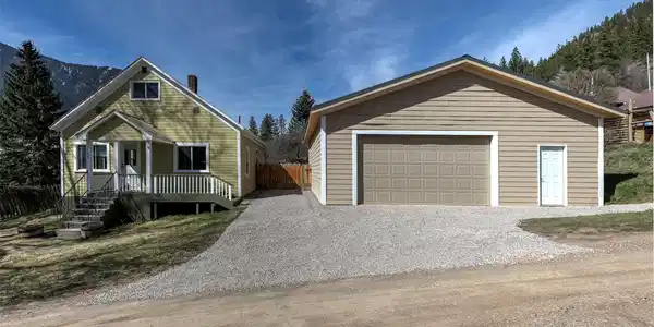 108 Orchard Lane
