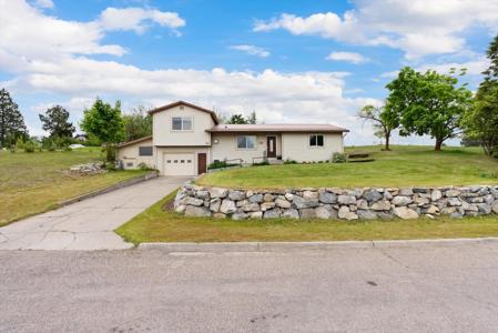 101 22nd Avenue W