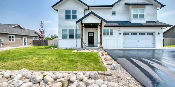 894 Doty Lane