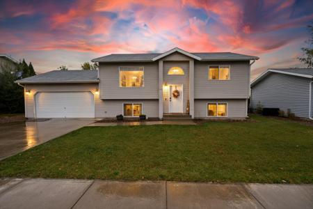 305 Bismark Street