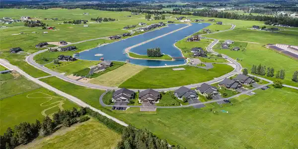 151 Rosewater Loop