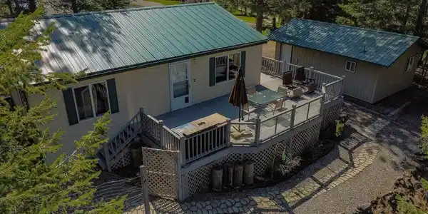 80 Lake Court