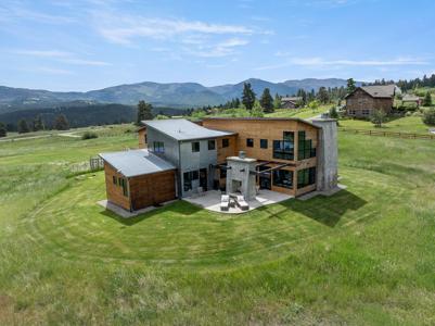 2 Finn Mountain Road