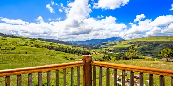 15 Rocky Ridge Road