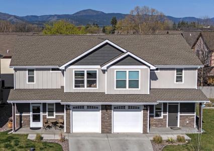2376 Aspen Grove
