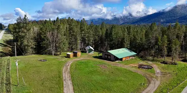 4113 MT Hwy 200