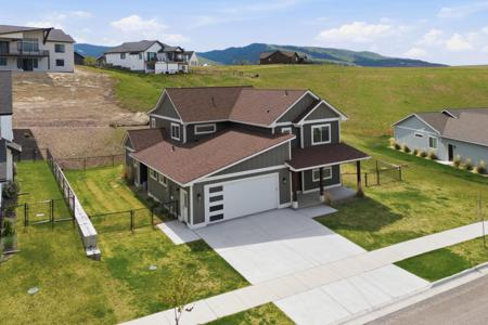 7042 Max Drive