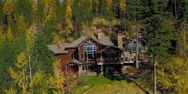 1013 Whispering Pines Lane