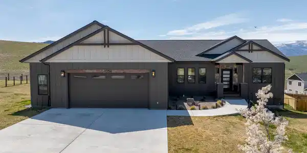 7054 Max Drive