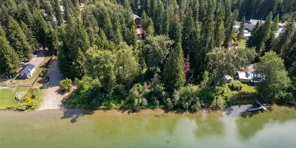 524 Waterfront Road