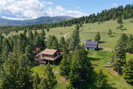 4855 Iron Ridge Loop