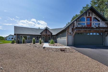 992 Preserve Parkway