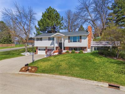 100 Simons Drive