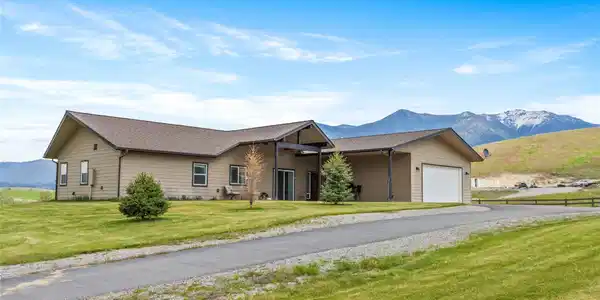 760 Lundeen Road