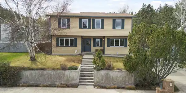 2517 Gold Rush Avenue