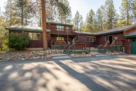 437 Tie Chute Lane