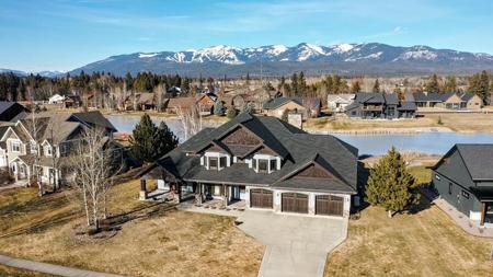 3058 River Lakes Drive